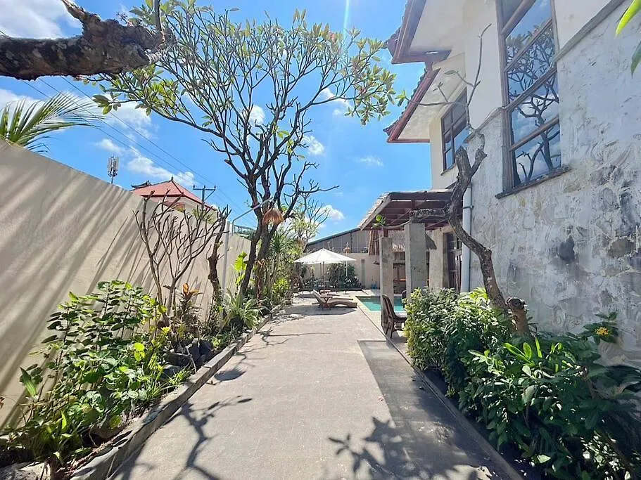 Kuta 5Br Private Villa Pool ,Near Airport,