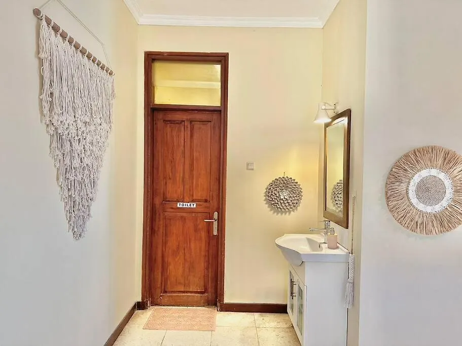 Kuta 5Br Private Villa Pool ,Near Airport, Kuta (Bali)